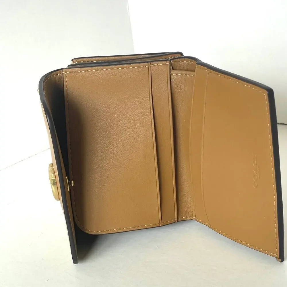 Coach Essential Card Holder Honey Brown Leather ID Case Small CZ111